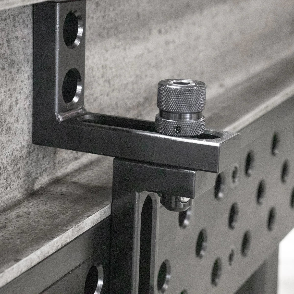 STRONGHAND Kuglelåsbolte, 28 mm