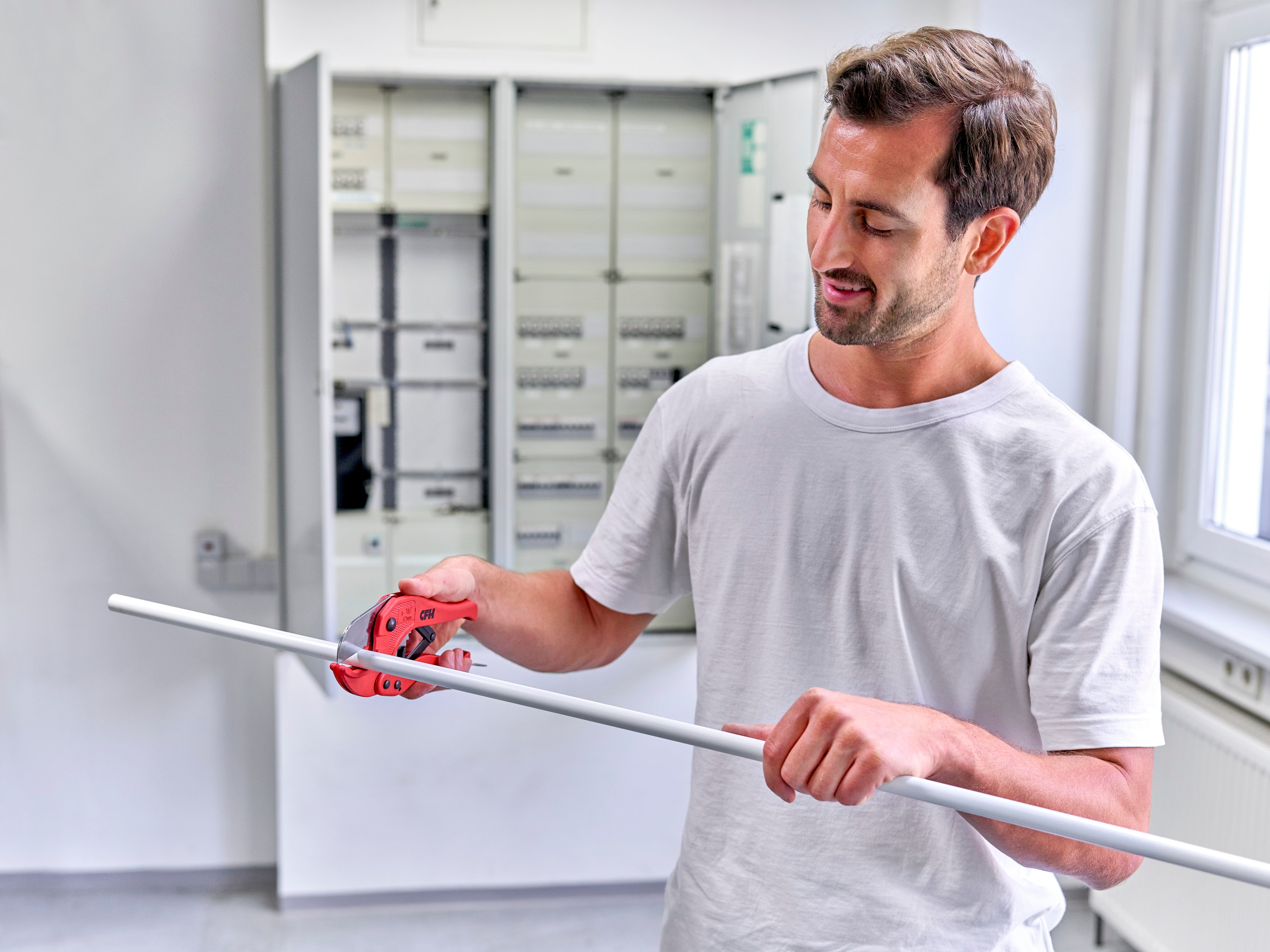 CFH Plastrørskab 42mm