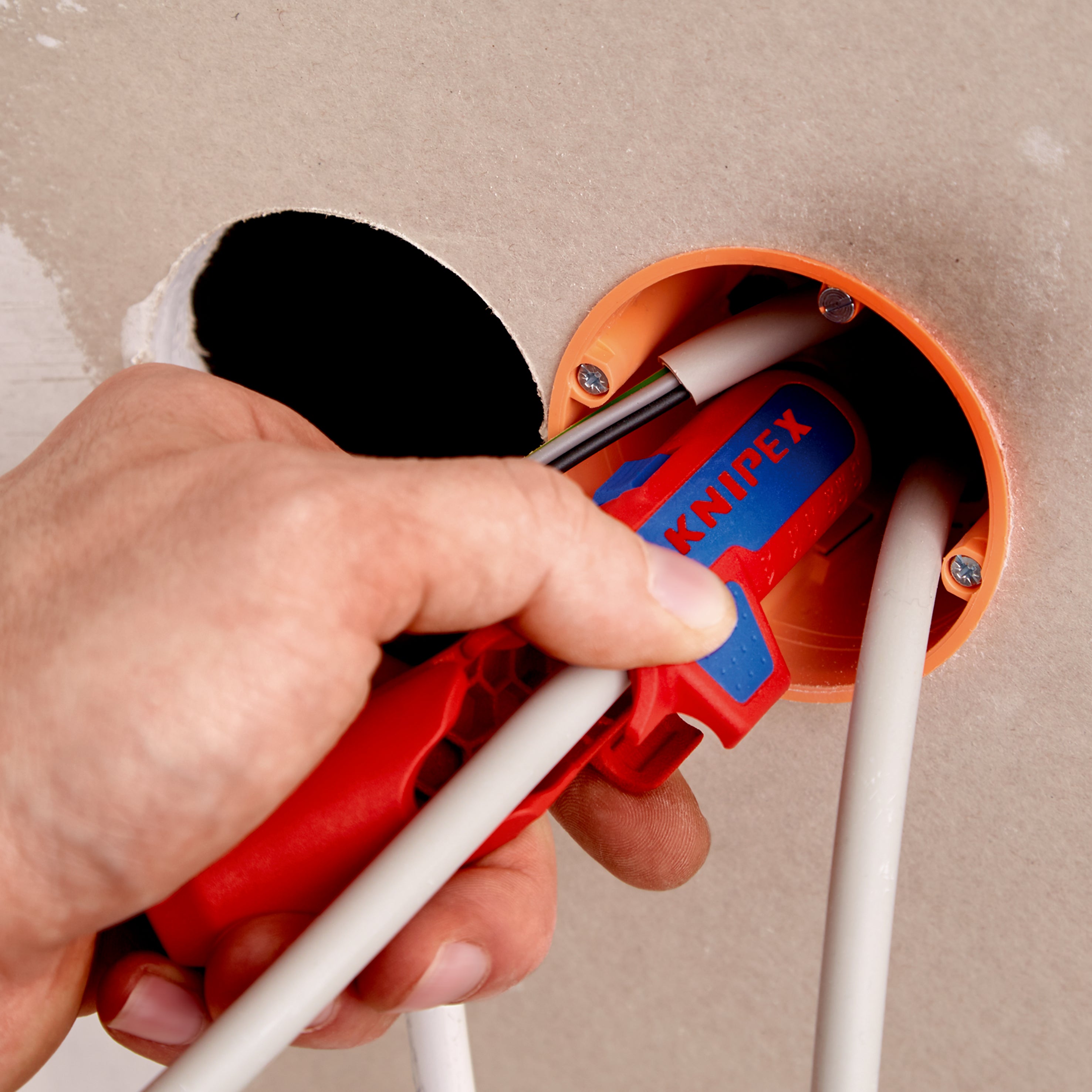 KNIPEX ErgoStrip® Universalavmantlingsverktyg