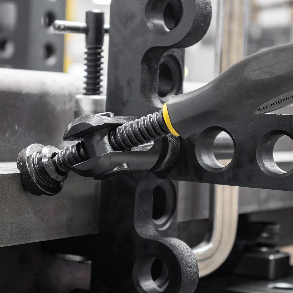 Svejseklem 360°+70° til svejsebord 250x110mm (Ø28mm)