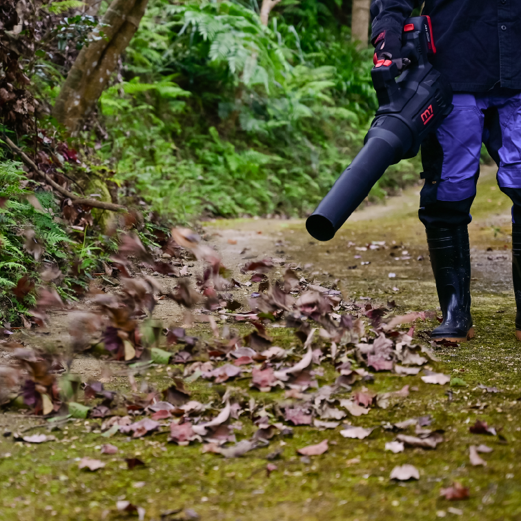 m7 Løvblæser 18V ekskl. batteri og oplader