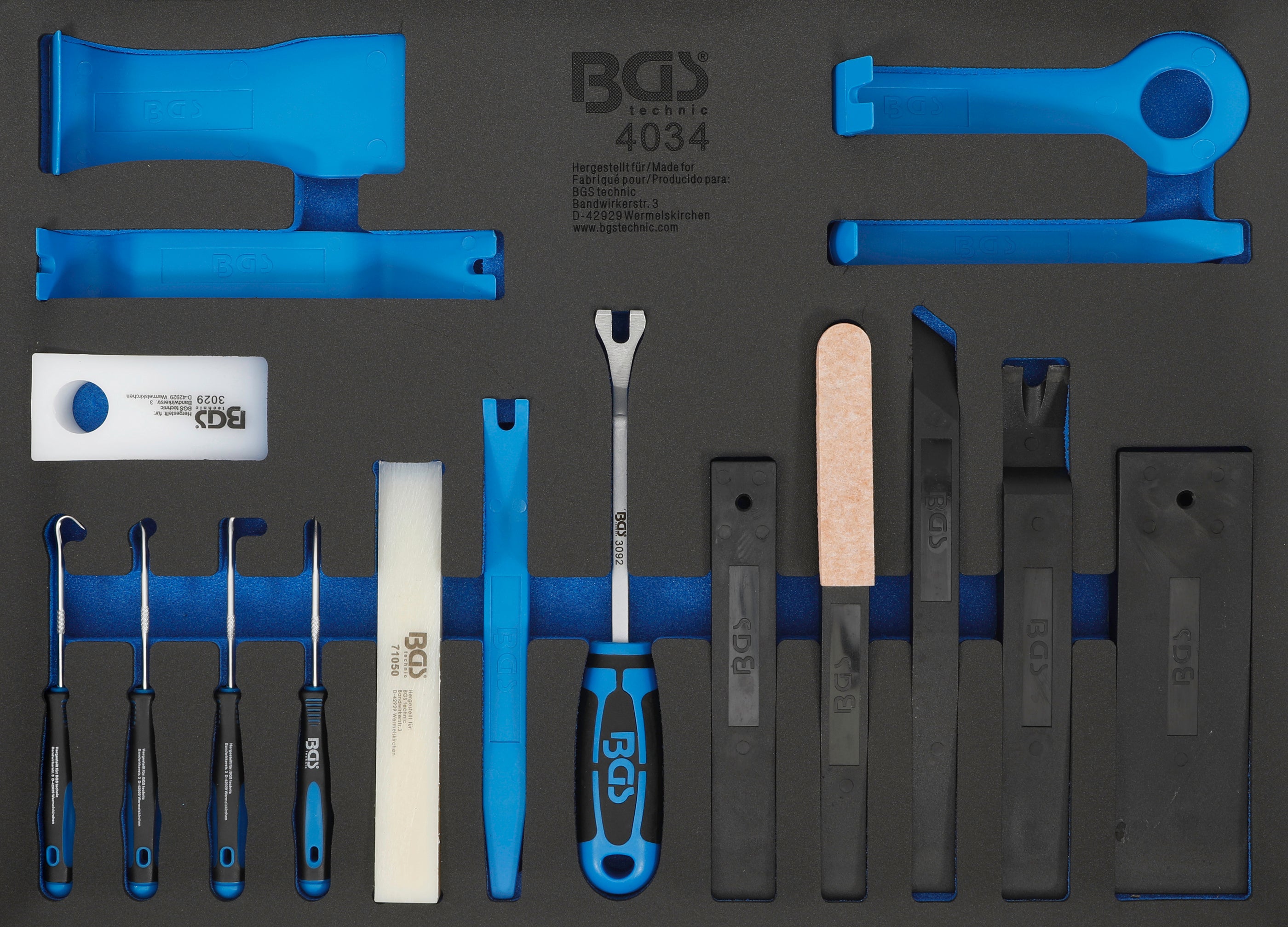 Værkstedsvognsindsats 3/3: Afmonteringsværktøj, monteringskiler og krogsæt | 17 dele