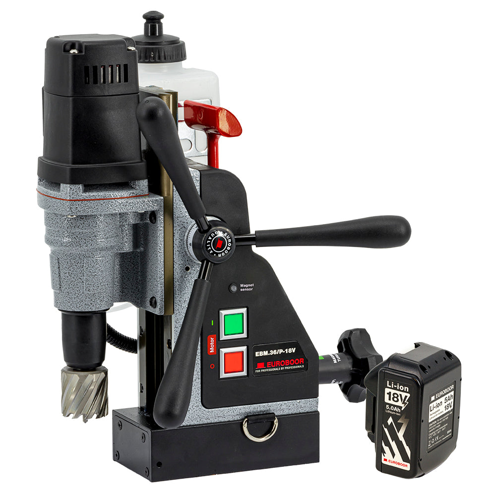 Euroboor Magnetborrmaskin 18V-5Ah(2 batterier 1 laddare)