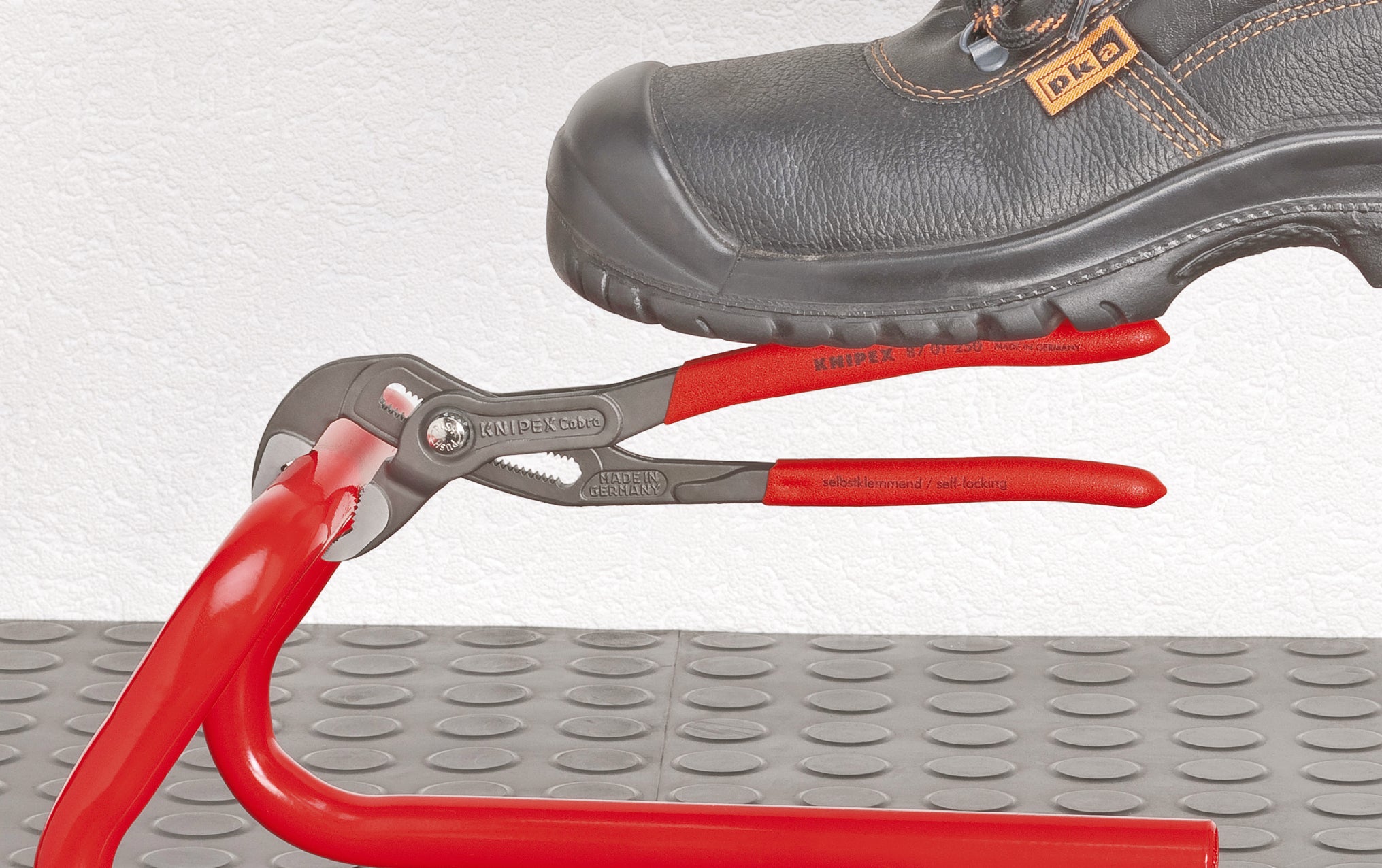 KNIPEX Cobra® Hightech polygriptång - 250 mm